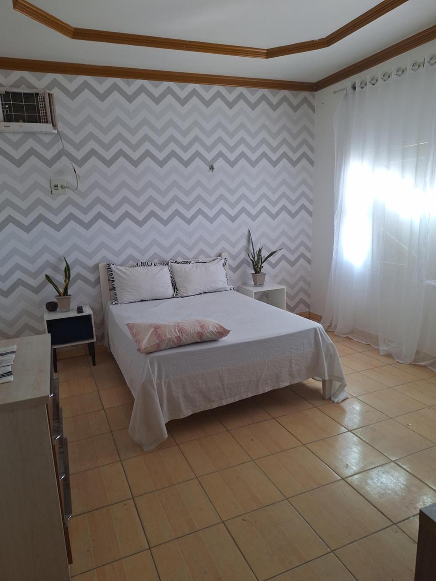 Quarto Triplo Com Banheiro Em Pousada E Restaurante Manaus Dış mekan fotoğraf